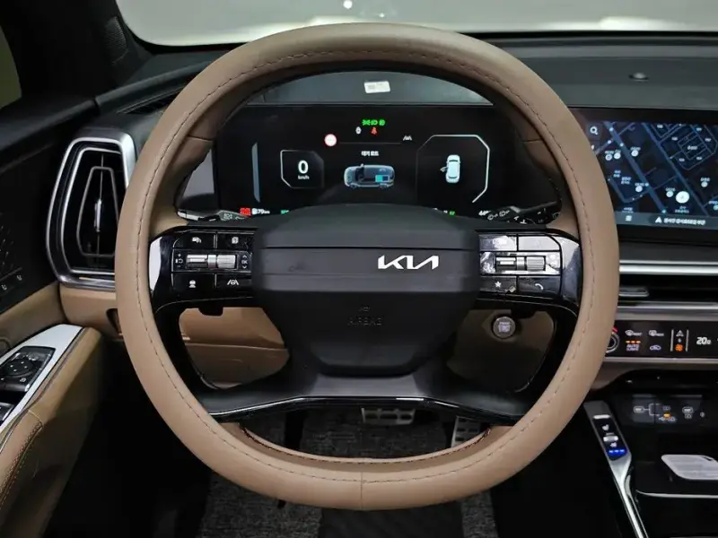 2026 Kia Sorento с пробегом 4 483 км