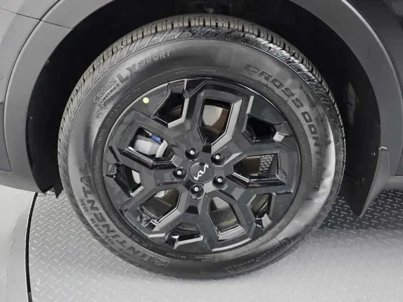 2025 Kia Sorento с пробегом 7 822 км