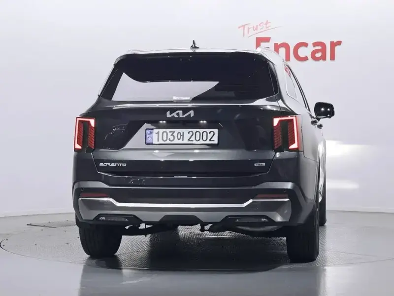 2024 Kia Sorento с пробегом 57 676 км