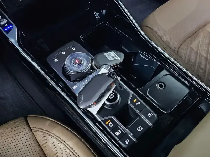 2024 Kia Sorento с пробегом 57 676 км