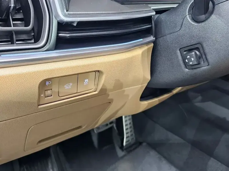 2024 Kia Sorento с пробегом 57 676 км