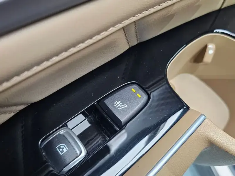2024 Kia Sorento с пробегом 57 676 км