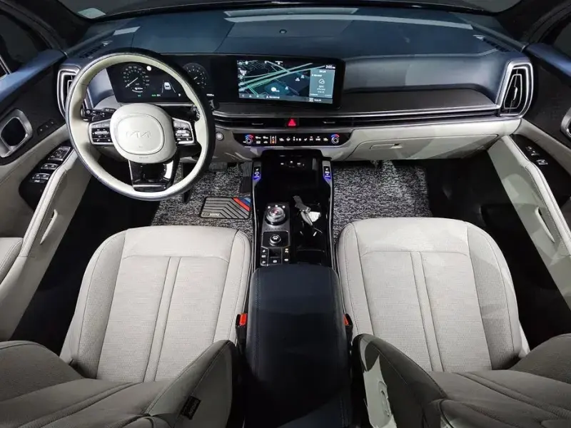 2024 Kia Sorento с пробегом 17 092 км