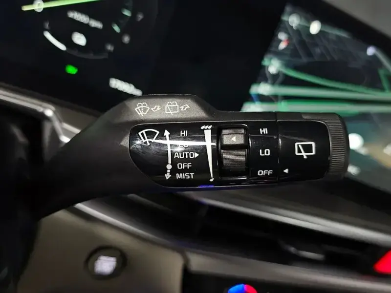 2024 Kia Sorento с пробегом 17 092 км