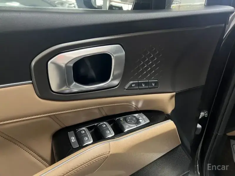 2024 Kia Sorento с пробегом 37 900 км