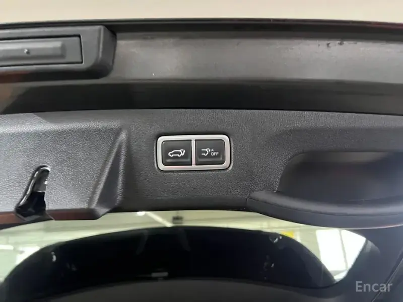 2024 Kia Sorento с пробегом 37 900 км