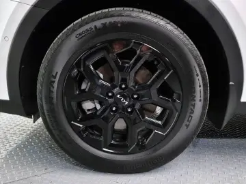 2024 Kia Sorento с пробегом 41 072 км