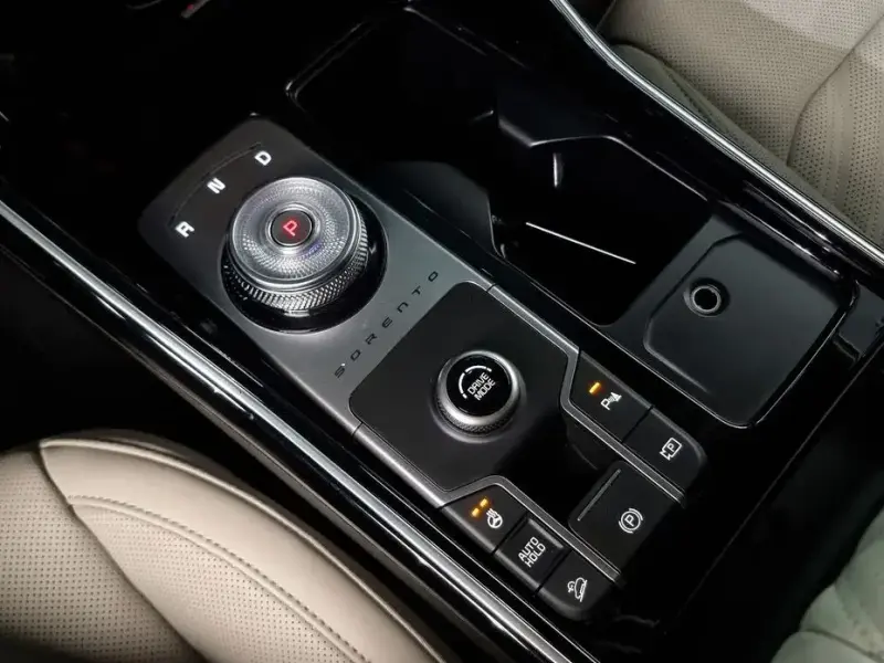 2024 Kia Sorento с пробегом 41 072 км