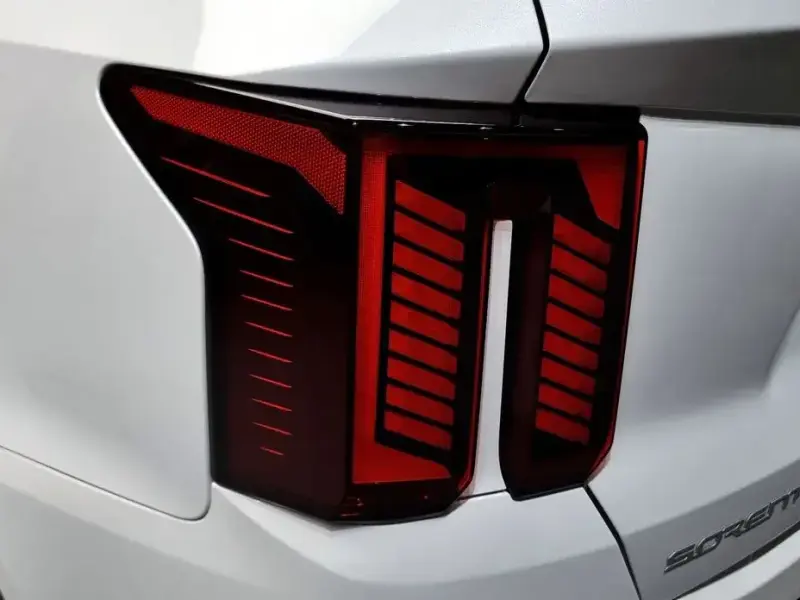 2024 Kia Sorento с пробегом 41 072 км