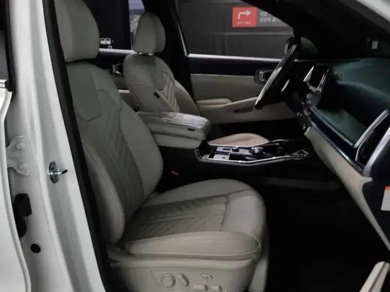 2024 Kia Sorento с пробегом 41 072 км