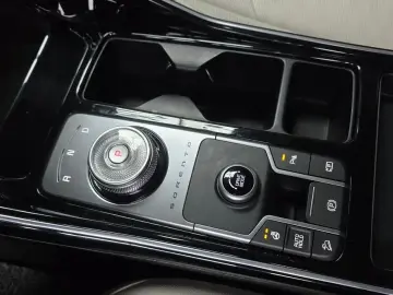 2024 Kia Sorento с пробегом 39 528 км