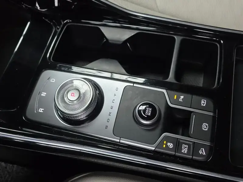 2024 Kia Sorento с пробегом 39 528 км