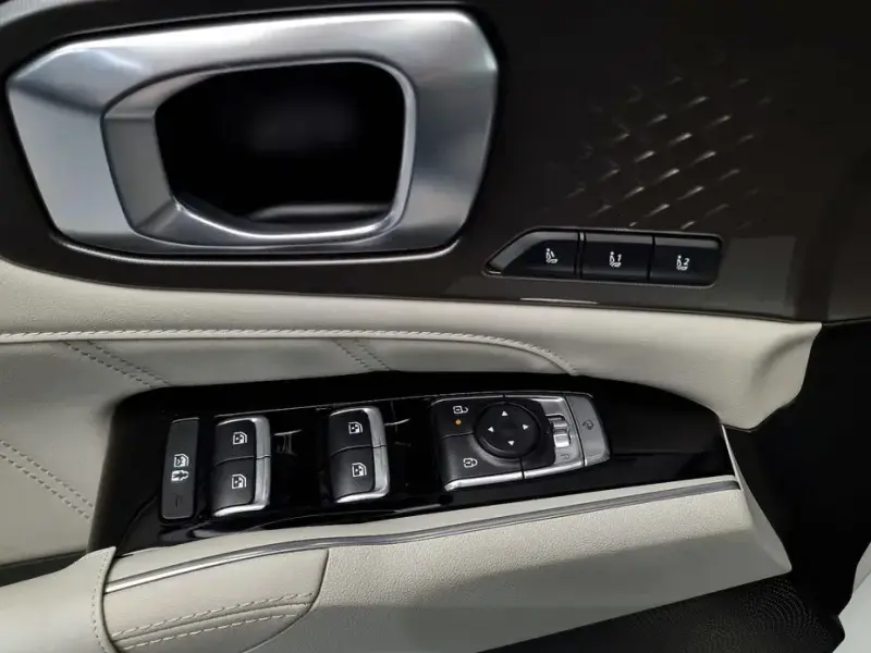 2024 Kia Sorento с пробегом 41 072 км