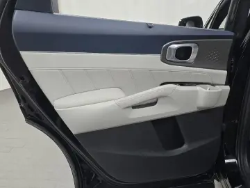 2024 Kia Sorento с пробегом 39 528 км