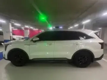 2024 Kia Sorento с пробегом 27 000 км