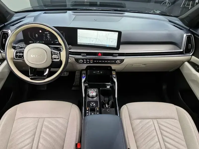 2023 Kia Sorento с пробегом 51 243 км