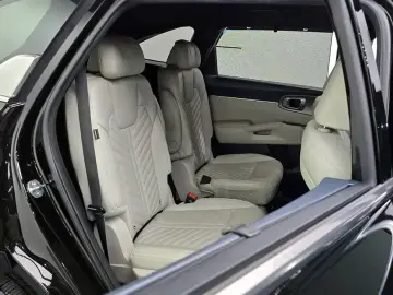 2023 Kia Sorento с пробегом 51 243 км