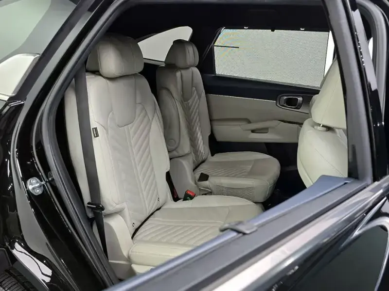 2023 Kia Sorento с пробегом 51 243 км