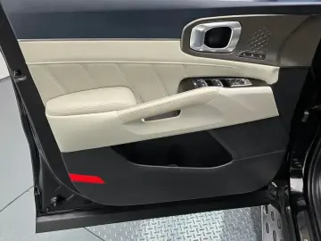 2023 Kia Sorento с пробегом 51 243 км