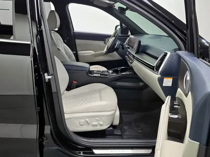 2023 Kia Sorento с пробегом 51 243 км