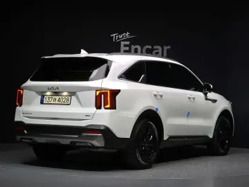 2023 Kia Sorento с пробегом 55 179 км