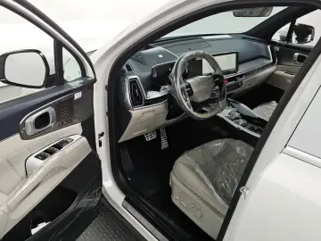 2026 Kia Sorento с пробегом 12 км