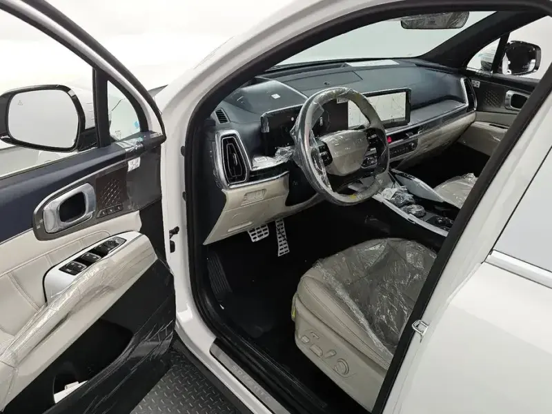 2026 Kia Sorento с пробегом 12 км