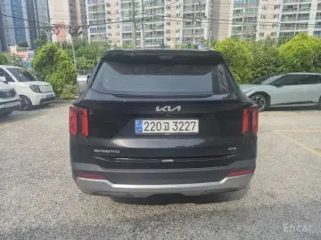 2023 Kia Sorento с пробегом 34 600 км