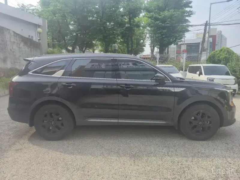 2023 Kia Sorento с пробегом 34 600 км