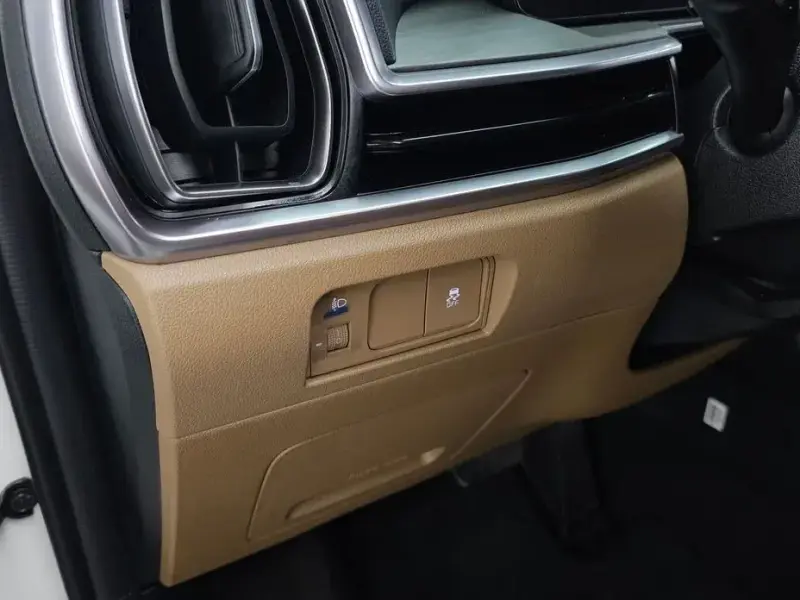 2023 Kia Sorento с пробегом 50 865 км