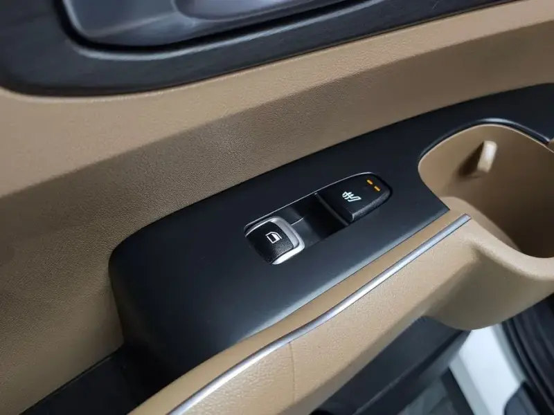 2023 Kia Sorento с пробегом 50 865 км
