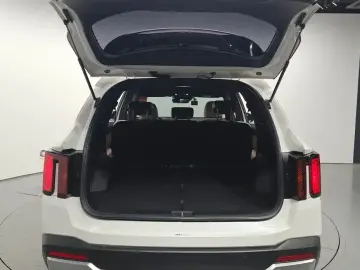 2023 Kia Sorento с пробегом 50 865 км