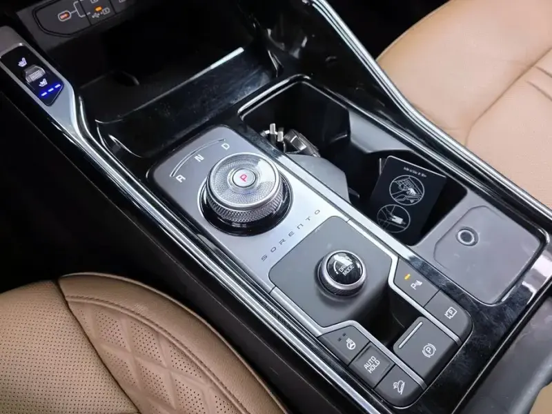 2023 Kia Sorento с пробегом 71 496 км