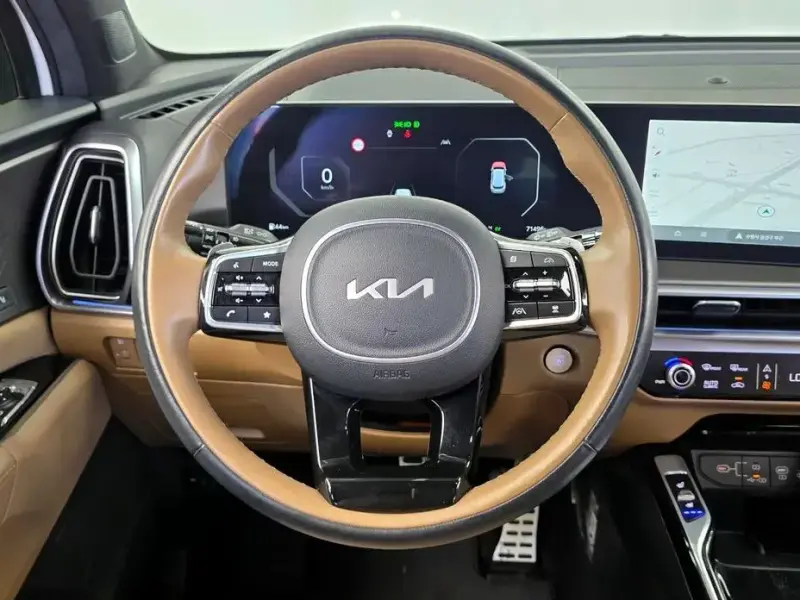 2023 Kia Sorento с пробегом 71 496 км