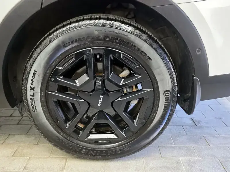 2023 Kia Sorento с пробегом 71 496 км