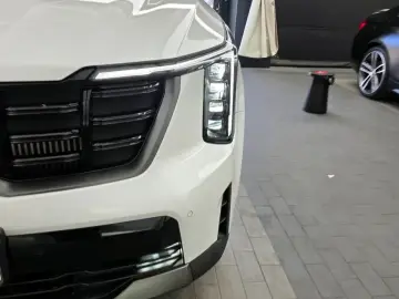 2023 Kia Sorento с пробегом 71 496 км