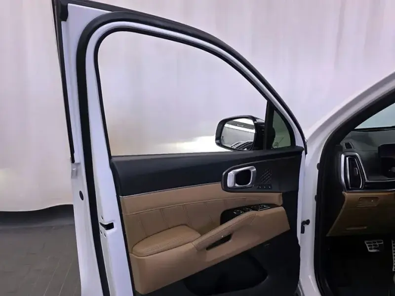 2023 Kia Sorento с пробегом 71 496 км