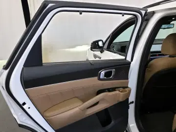 2023 Kia Sorento с пробегом 71 496 км