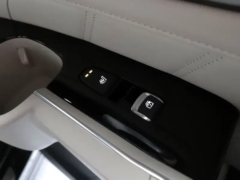2024 Kia Sorento с пробегом 4 160 км