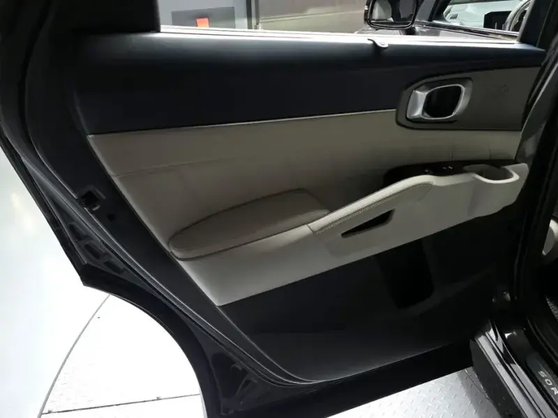 2024 Kia Sorento с пробегом 4 160 км
