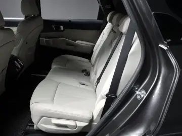 2024 Kia Sorento с пробегом 4 160 км