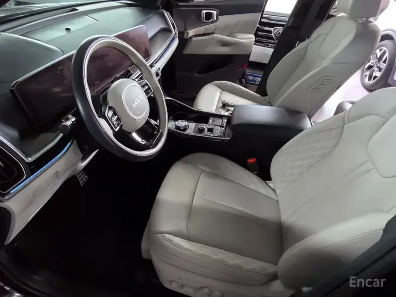 2024 Kia Sorento с пробегом 19 280 км