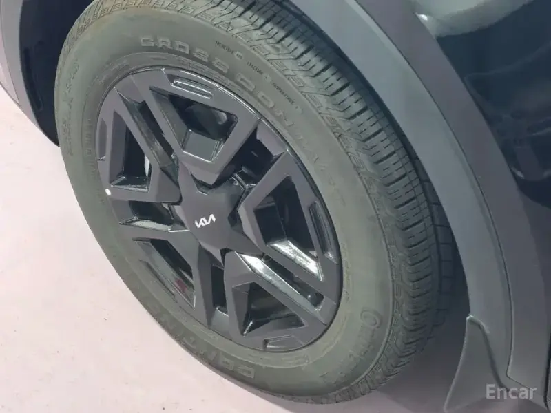 2024 Kia Sorento с пробегом 19 280 км
