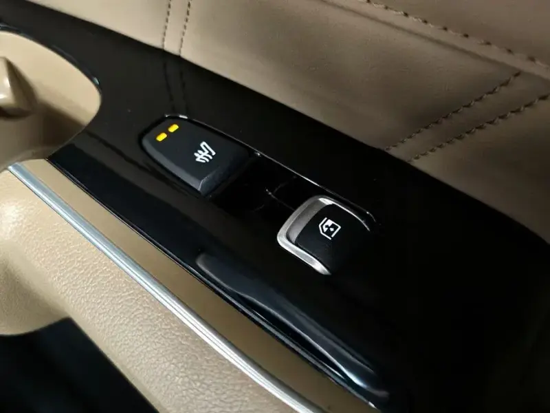2024 Kia Sorento с пробегом 30 713 км