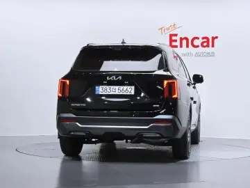 2024 Kia Sorento с пробегом 15 515 км