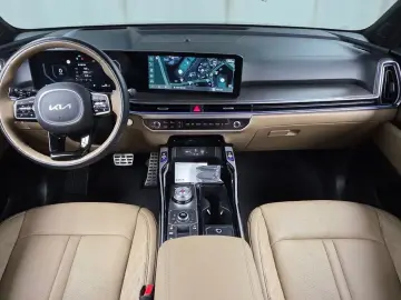 2024 Kia Sorento с пробегом 15 515 км