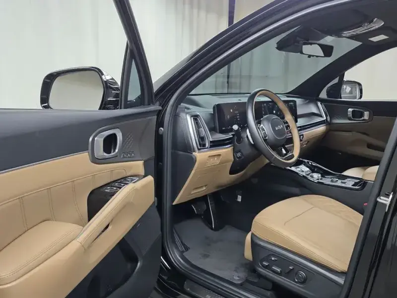 2024 Kia Sorento с пробегом 15 515 км