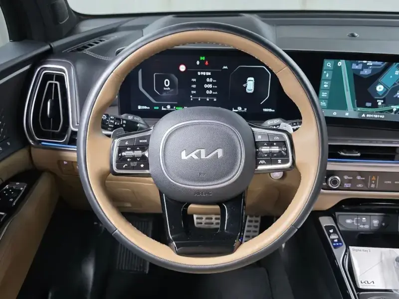 2024 Kia Sorento с пробегом 15 515 км
