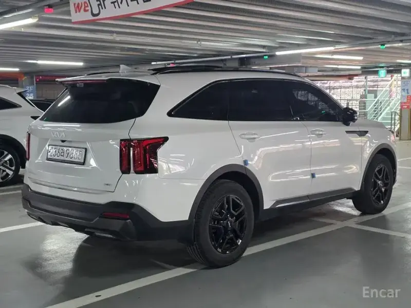 2025 Kia Sorento с пробегом 30 872 км