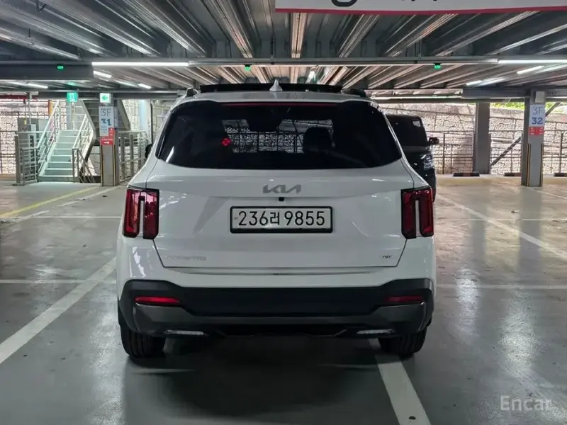 2025 Kia Sorento с пробегом 30 872 км